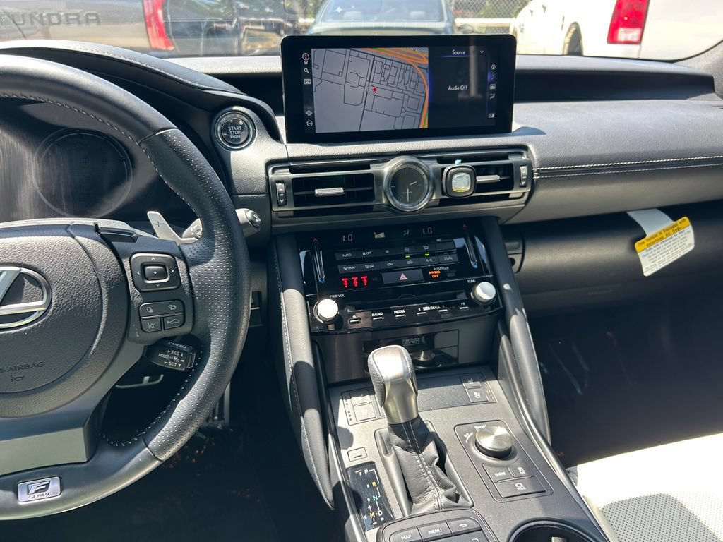 Used 2024 Lexus IS 500 RWD image 18