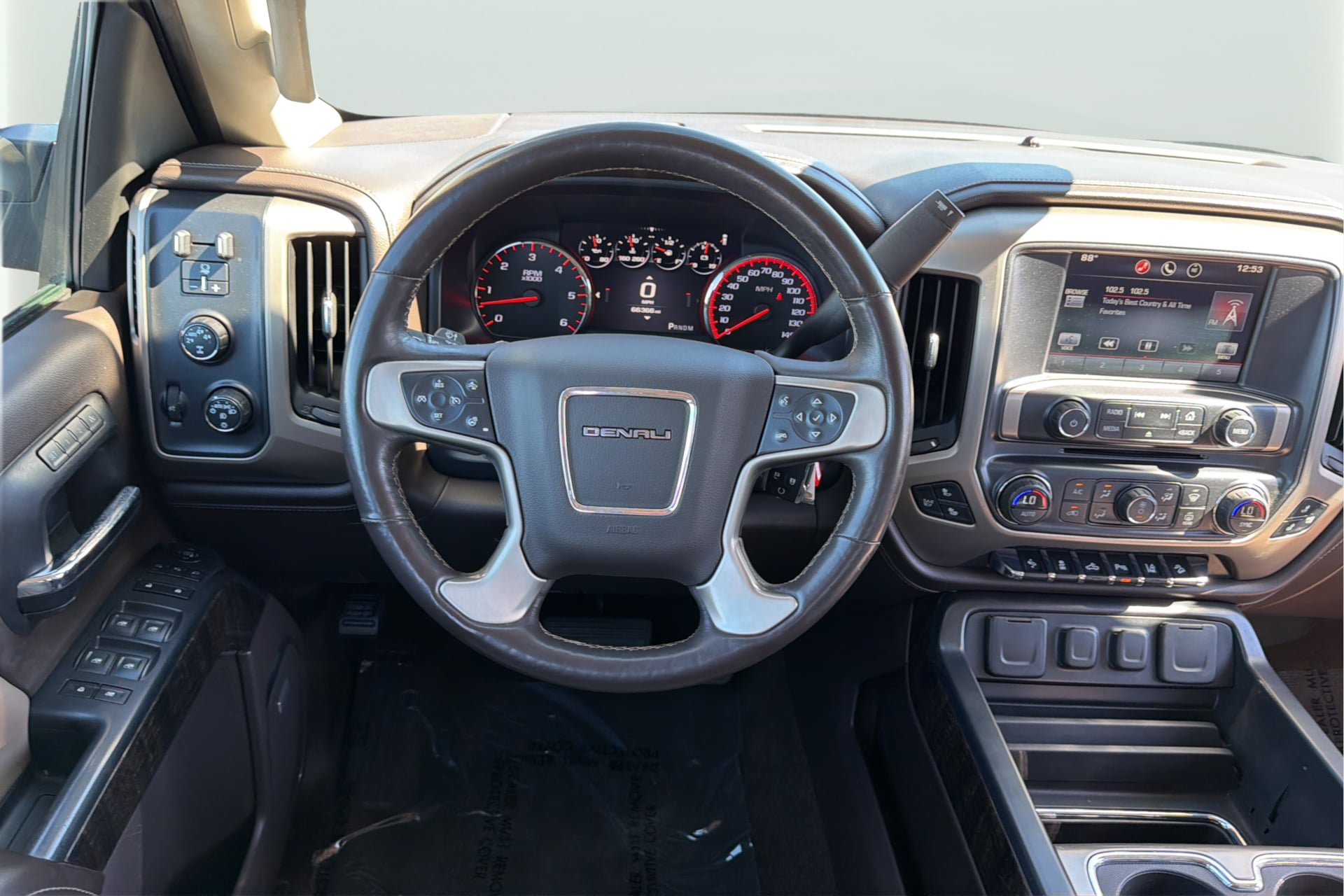 Used 2015 GMC Sierra 1500 Denali AWD/4WD image 17