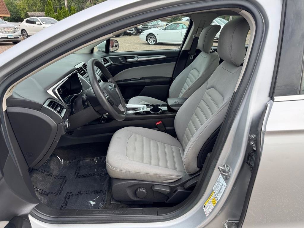 Used 2014 Ford Fusion S FWD image 13