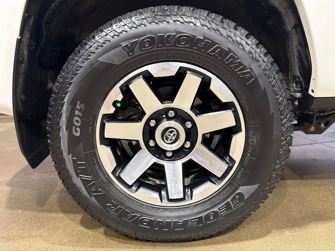 Used 2019 Toyota 4Runner TRD Off-Road AWD/4WD image 65