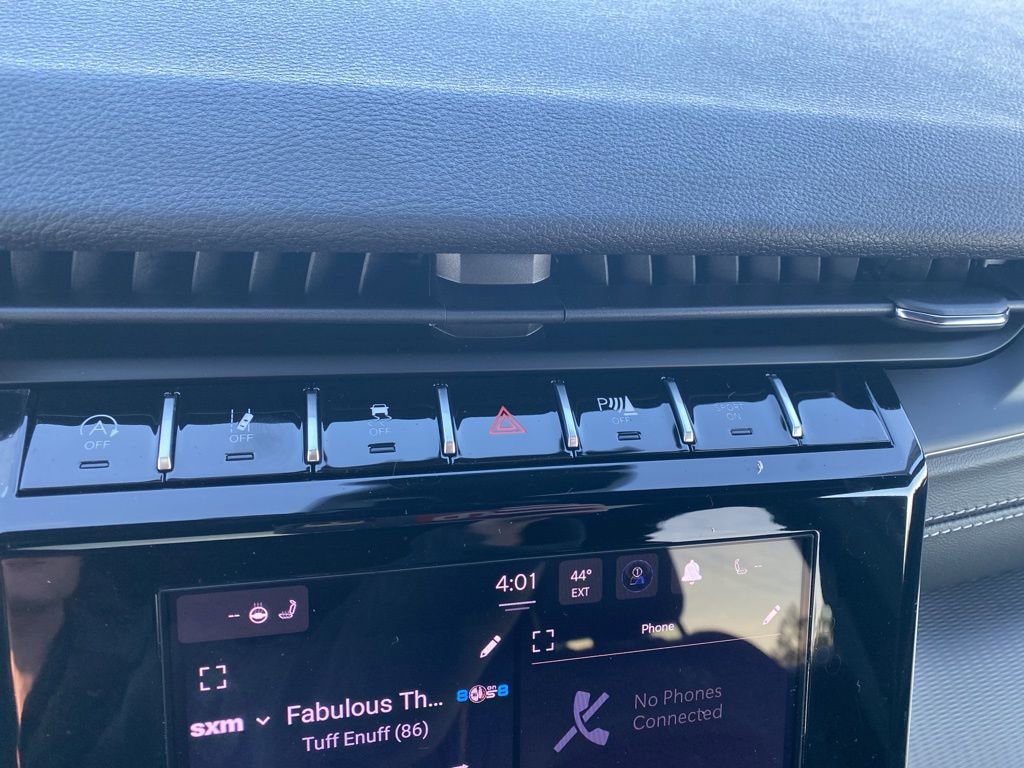 New 2025 Jeep Grand Cherokee L Altitude image 23