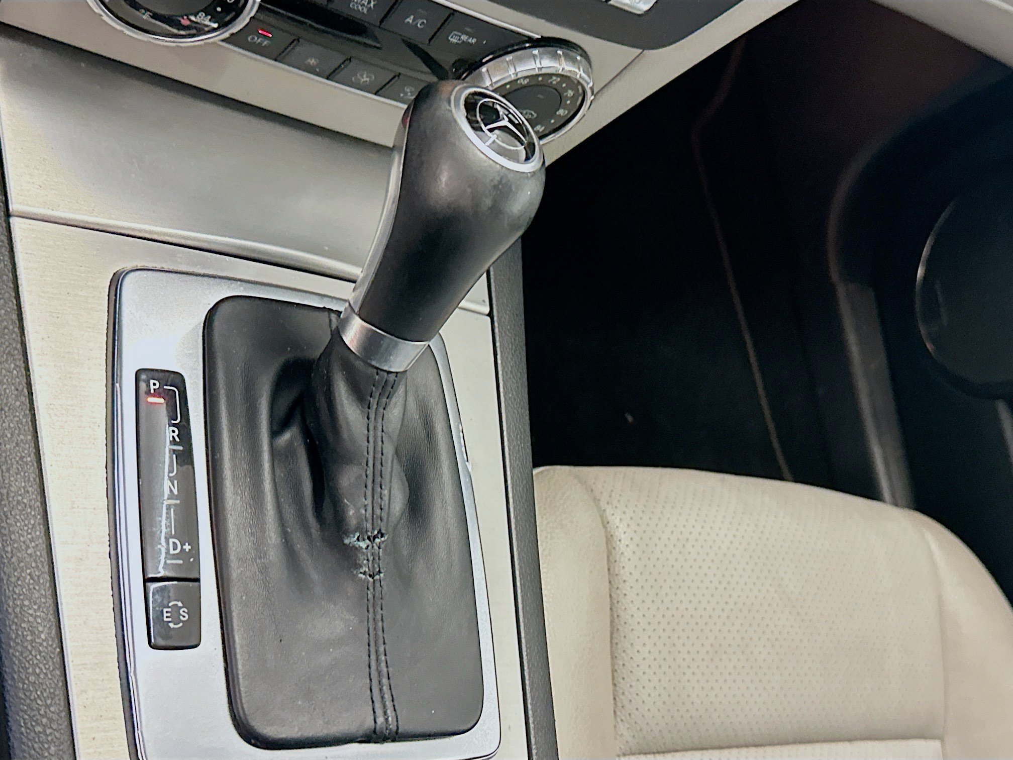 Used 2012 Mercedes-Benz C 300 4MATIC Sedan image 24
