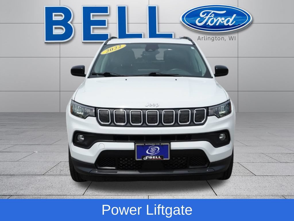 Used 2022 Jeep Compass Latitude w/ Sun and Sound Group AWD/4WD image 10