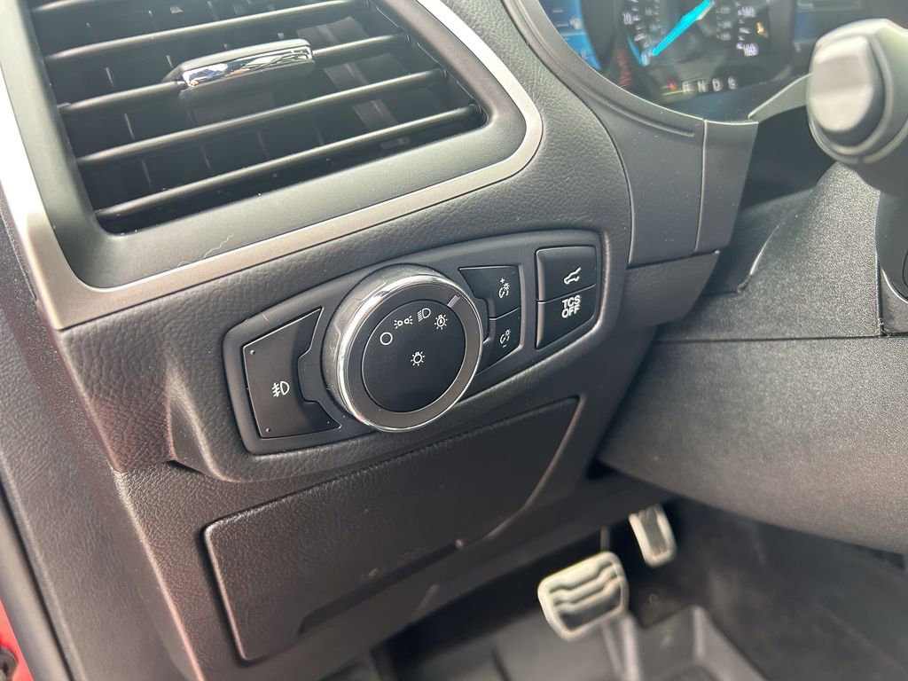 Certified 2023 Ford Edge ST-Line image 11