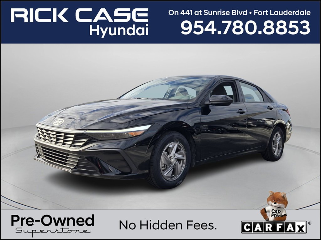 Certified 2025 Hyundai Elantra SE