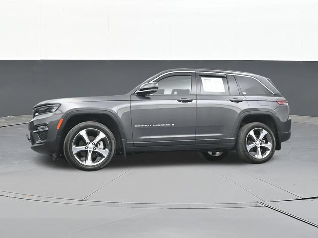 Used 2024 Jeep Grand Cherokee Limited AWD/4WD image 61