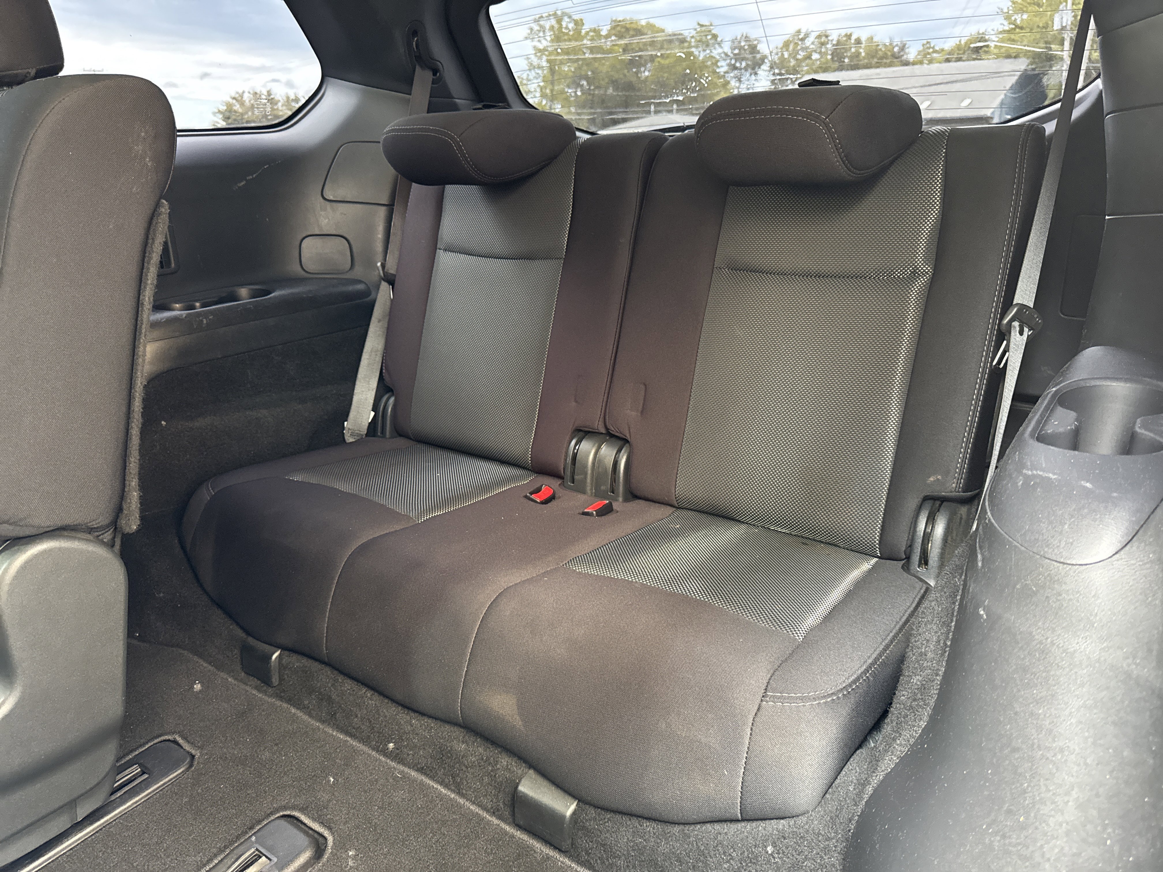 Used 2019 Nissan Pathfinder SV w/ Cargo Package AWD/4WD image 11