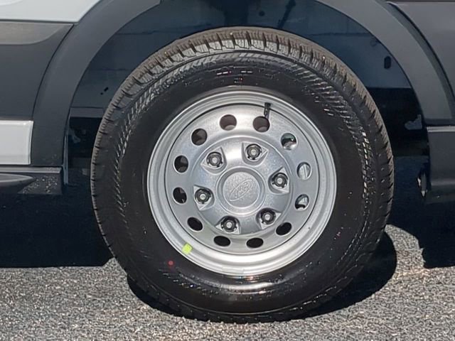 New 2026 Ford Transit 250 148 Medium Roof w/ Load Area Protection Package image 11