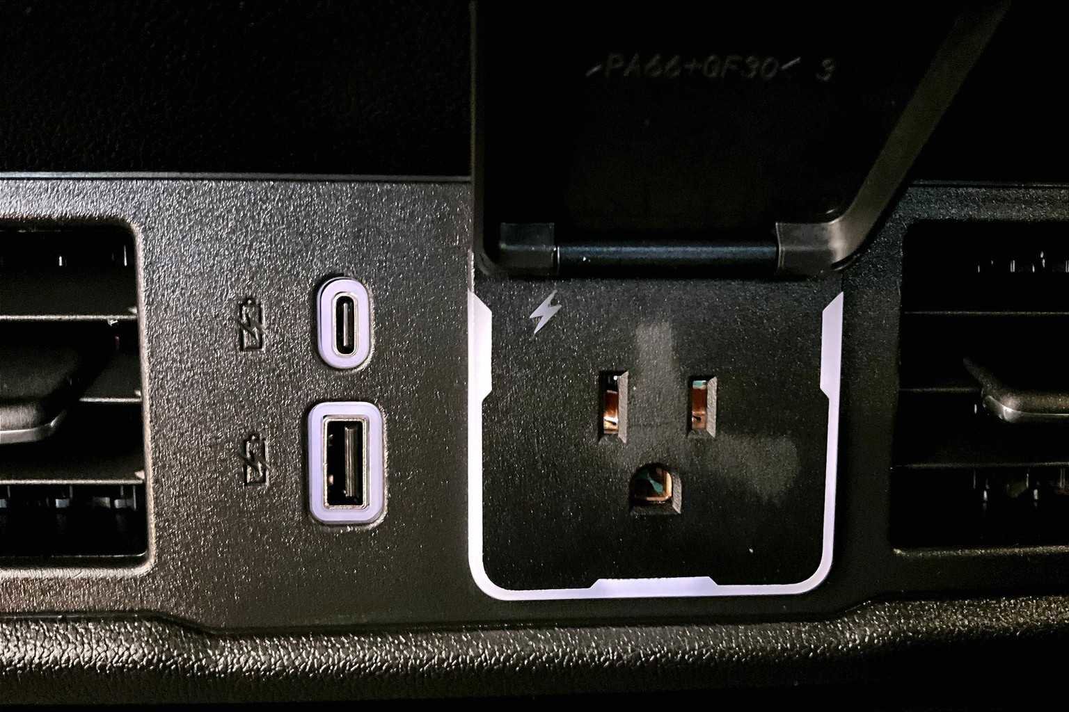 Used 2024 Chevrolet Silverado 1500 RST w/ Z71 Off-Road Package image 27