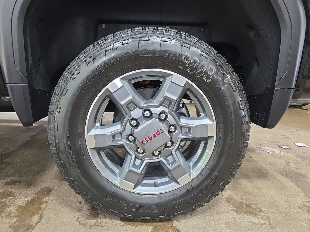 New 2026 GMC Sierra 2500 SLT AWD/4WD image 34