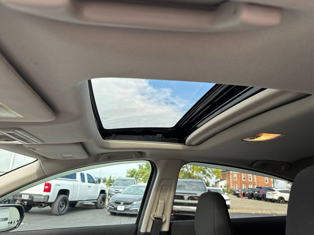 Used 2022 Honda HR-V EX image 31