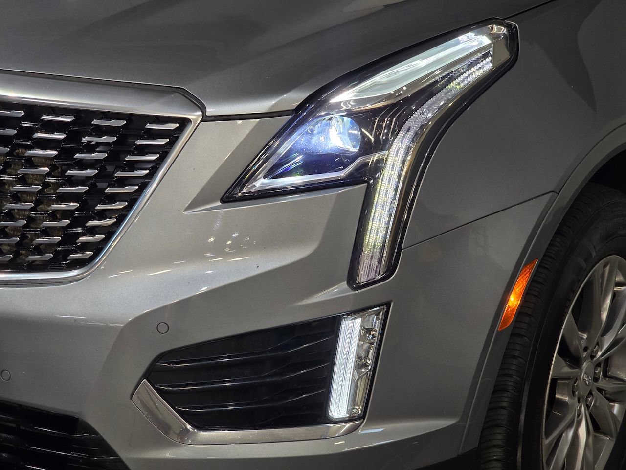 Used 2023 Cadillac XT5 Premium Luxury image 14
