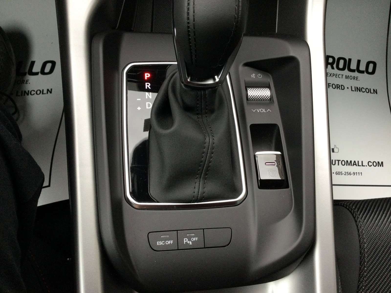 New 2024 Dodge Hornet GT w/ Tech Pack w/o Parking image 11