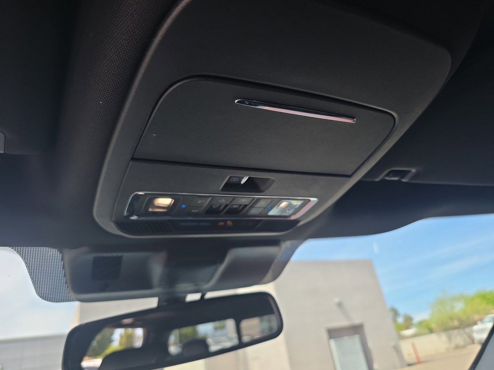 Used 2022 Ford F150 Lariat w/ Equipment Group 502A High image 31