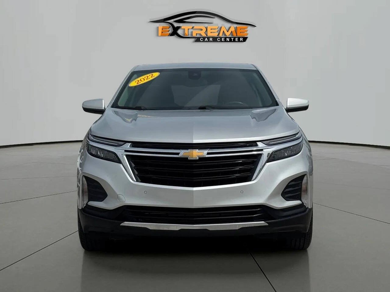 Used 2022 Chevrolet Equinox LT w/ Driver Convenience Package AWD/4WD image 11