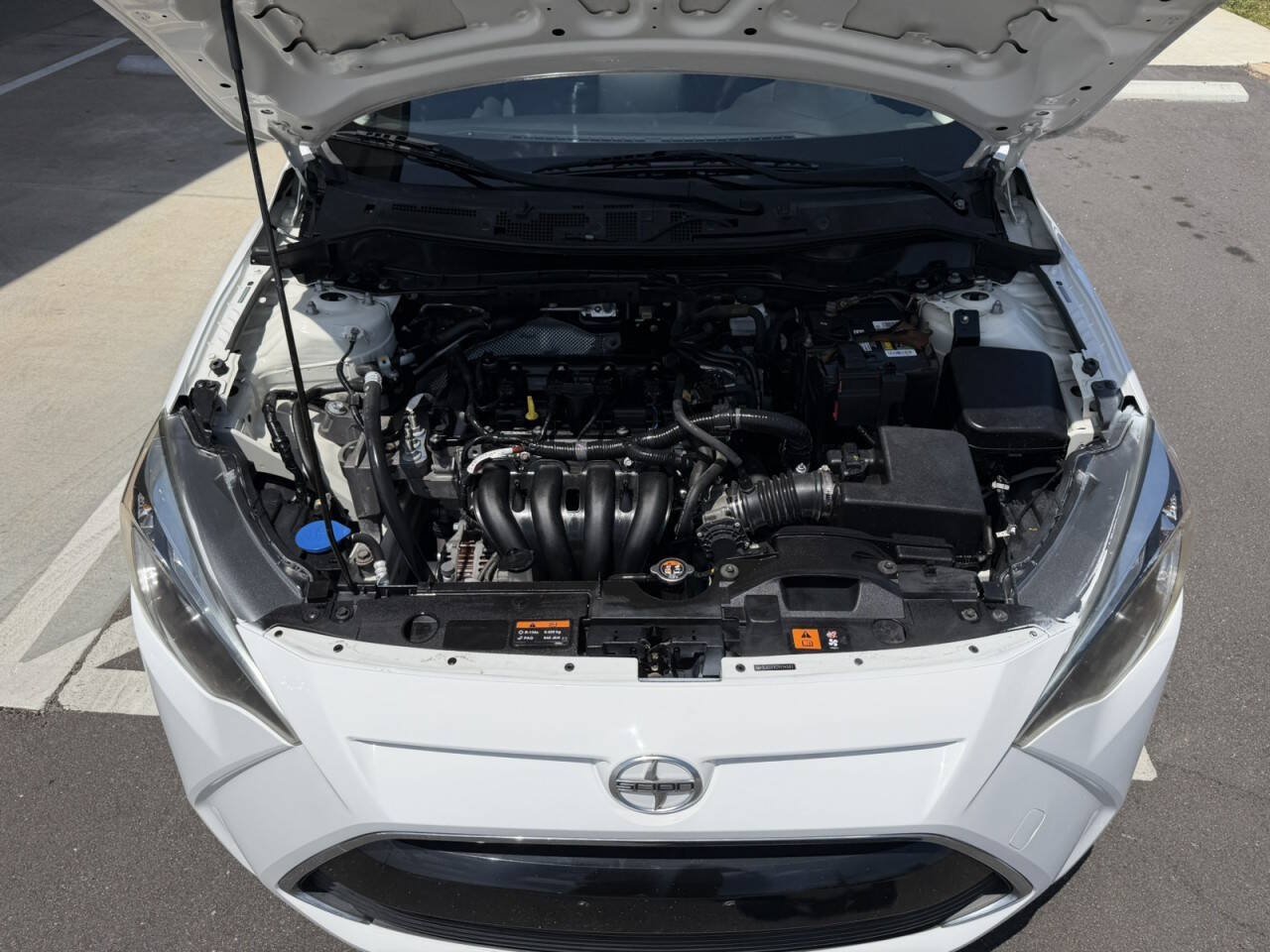 Used 2016 Scion iA FWD image 34