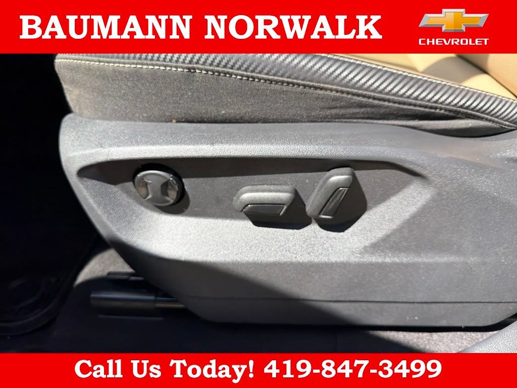 Used 2021 Volkswagen Atlas Cross Sport SE FWD image 18