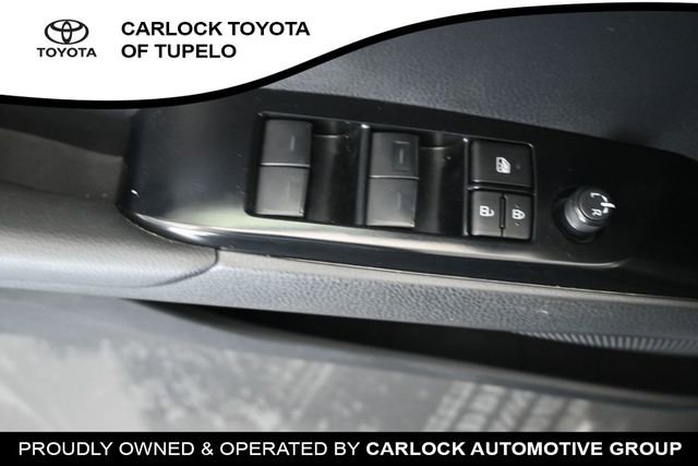 Used 2025 Toyota Camry SE FWD image 23