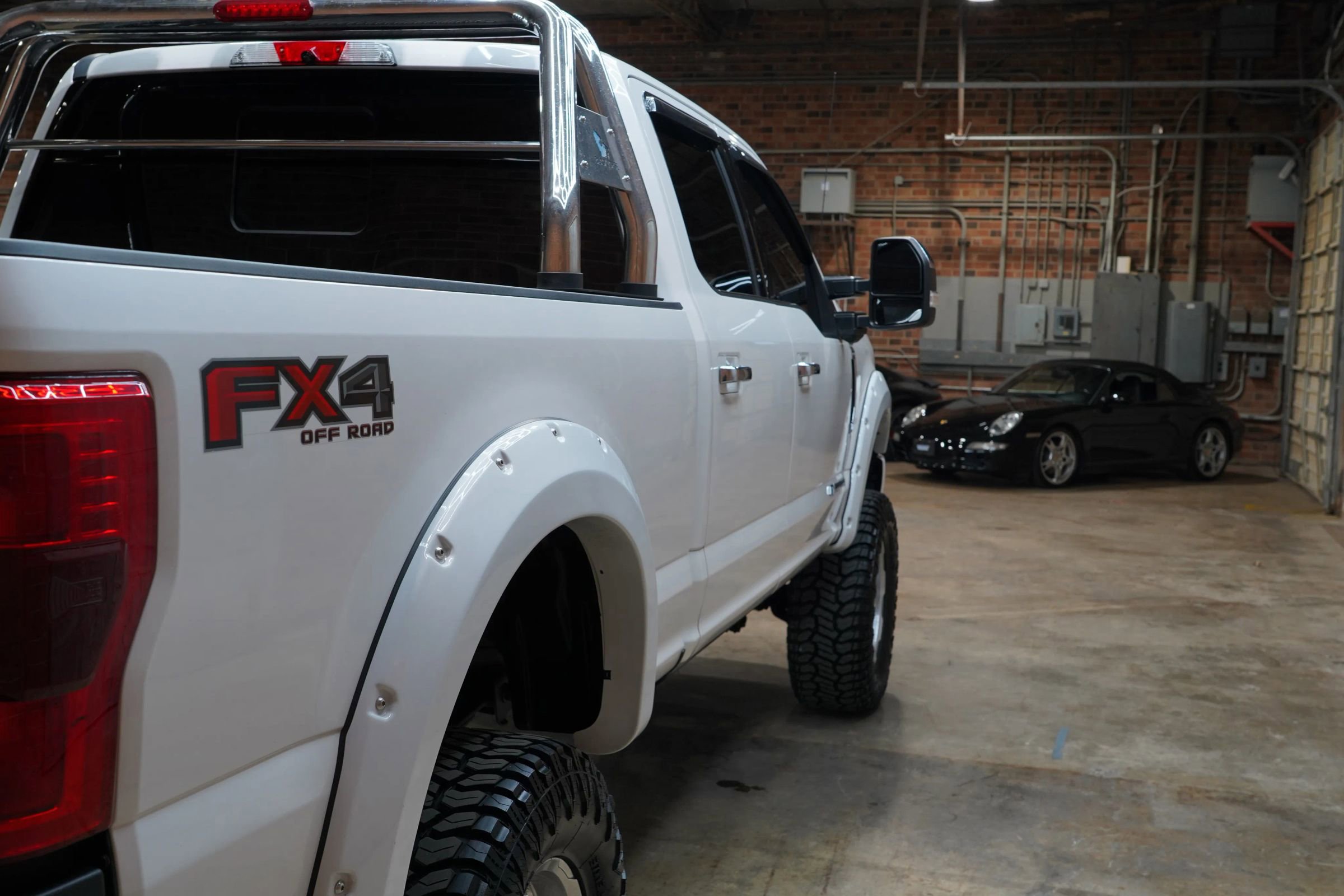 Used 2019 Ford F350 Platinum w/ Platinum Ultimate Package image 16