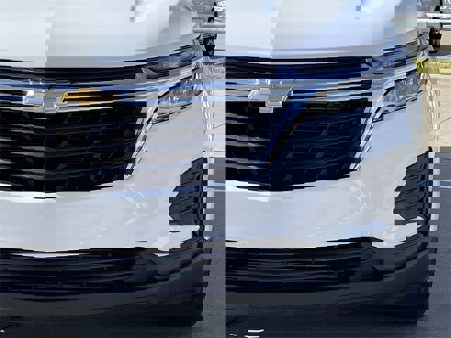 Used 2024 Chevrolet Equinox LS image 6