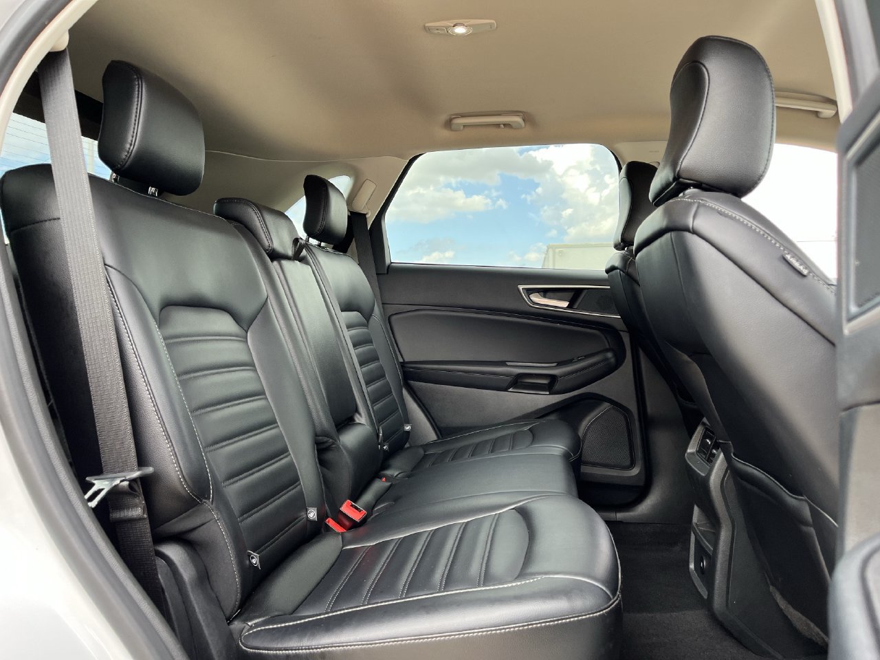 Used 2024 Ford Edge SEL AWD/4WD image 26