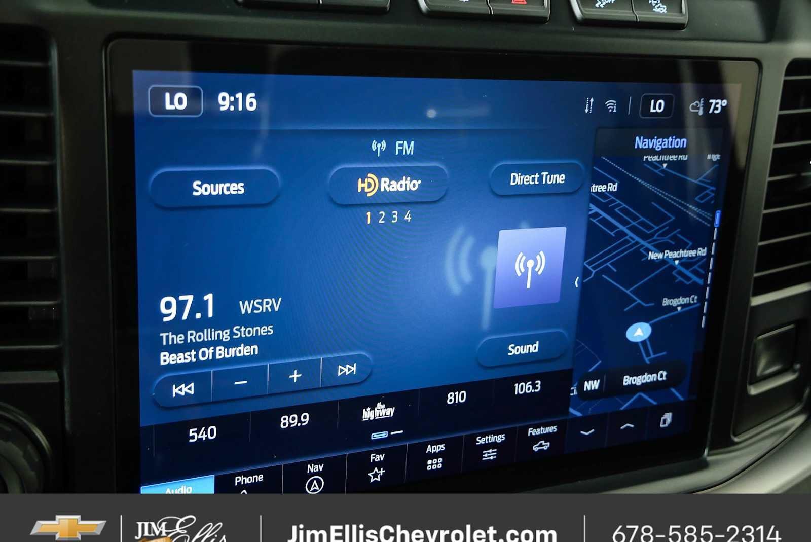 Used 2024 Ford F350 Platinum w/ Tremor Off-Road Package AWD/4WD image 14