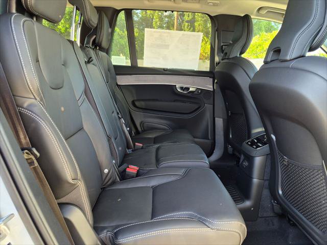 New 2026 Volvo XC90 T8 Ultra w/ Protection Package AWD/4WD image 13