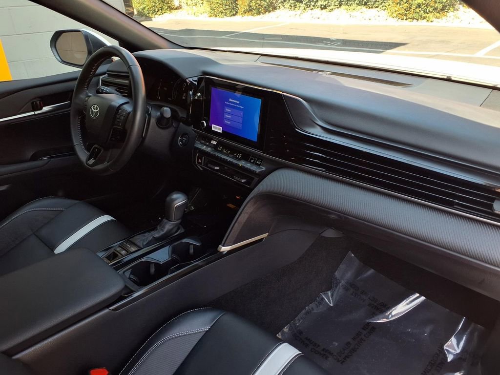 Certified 2025 Toyota Camry SE w/ Convenience Package image 23