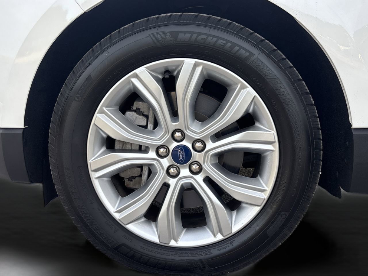 Used 2022 Ford Edge Titanium w/ Equipment Group 301A image 35