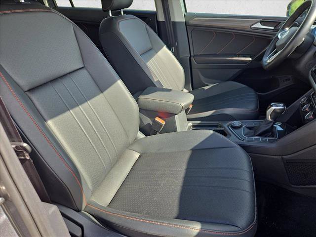Used 2024 Volkswagen Tiguan Wolfsburg Edition AWD/4WD image 16