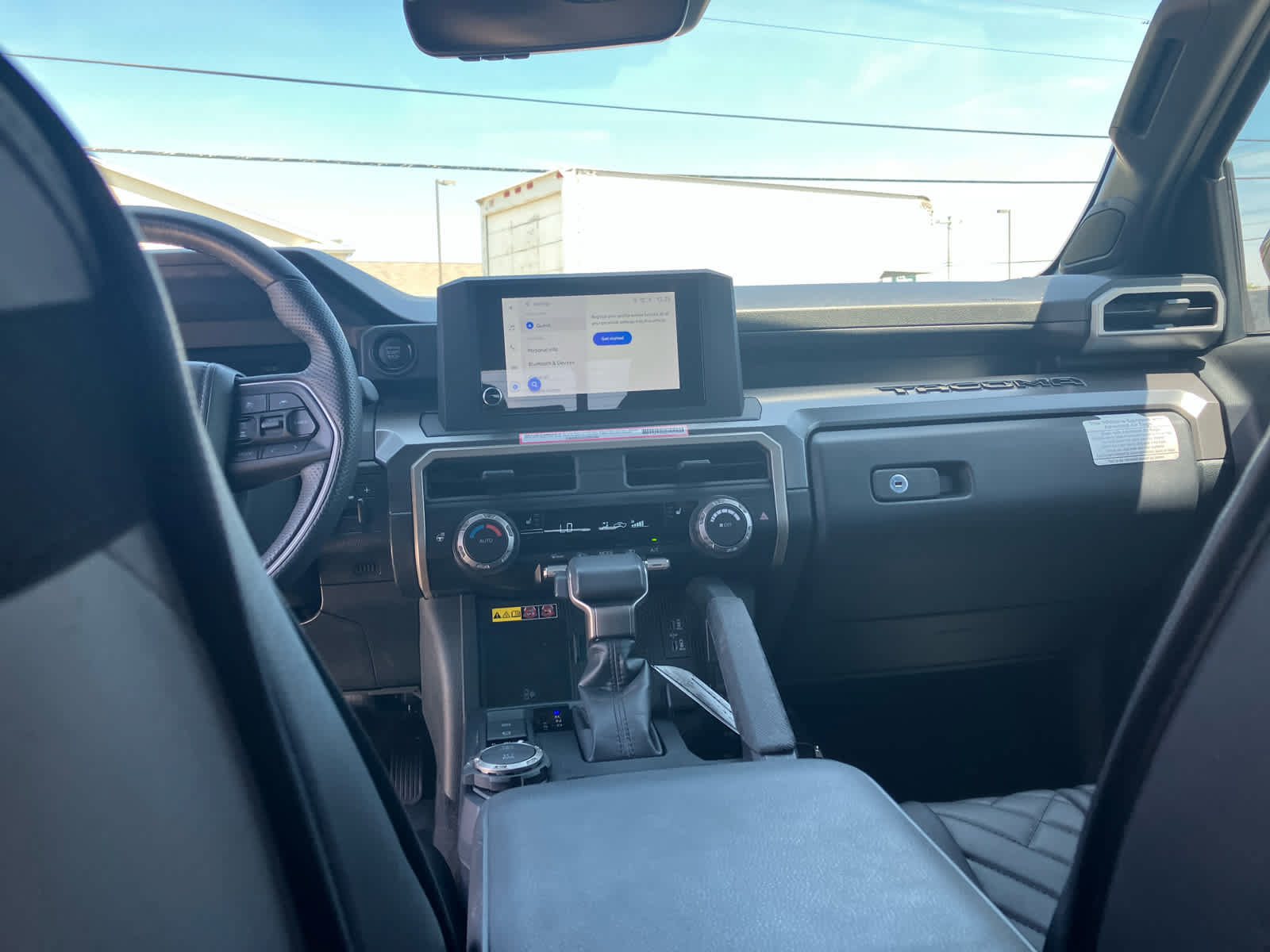 Certified 2024 Toyota Tacoma SR5 AWD/4WD image 35