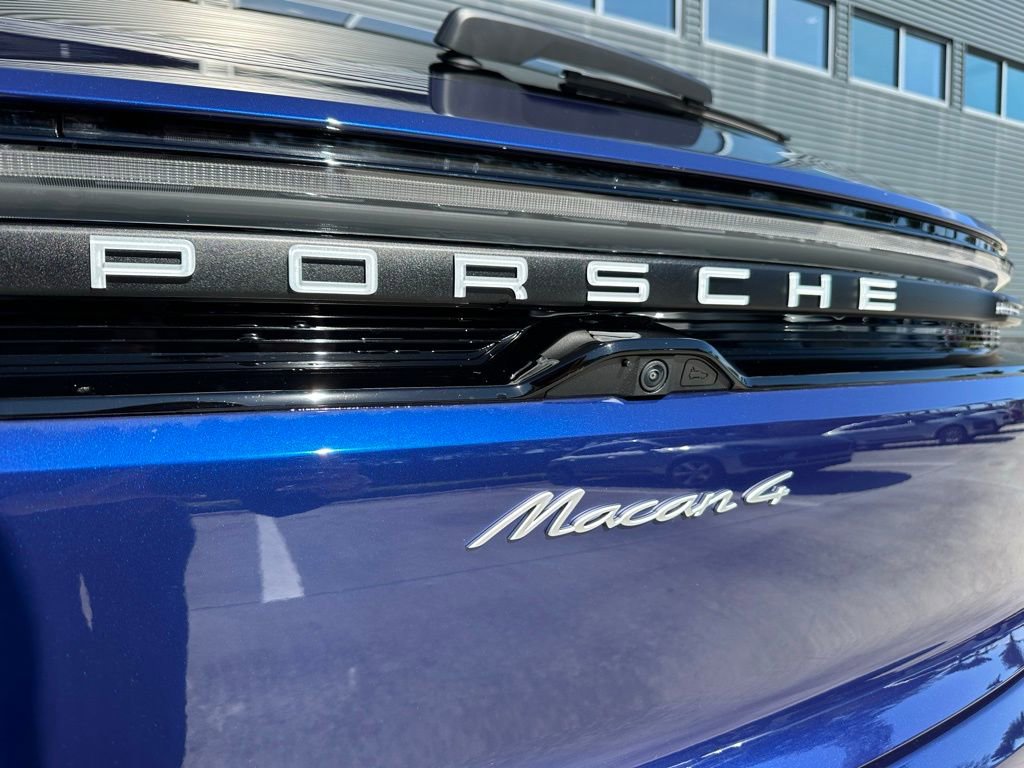 Used 2024 Porsche Macan 4 Electric image 14