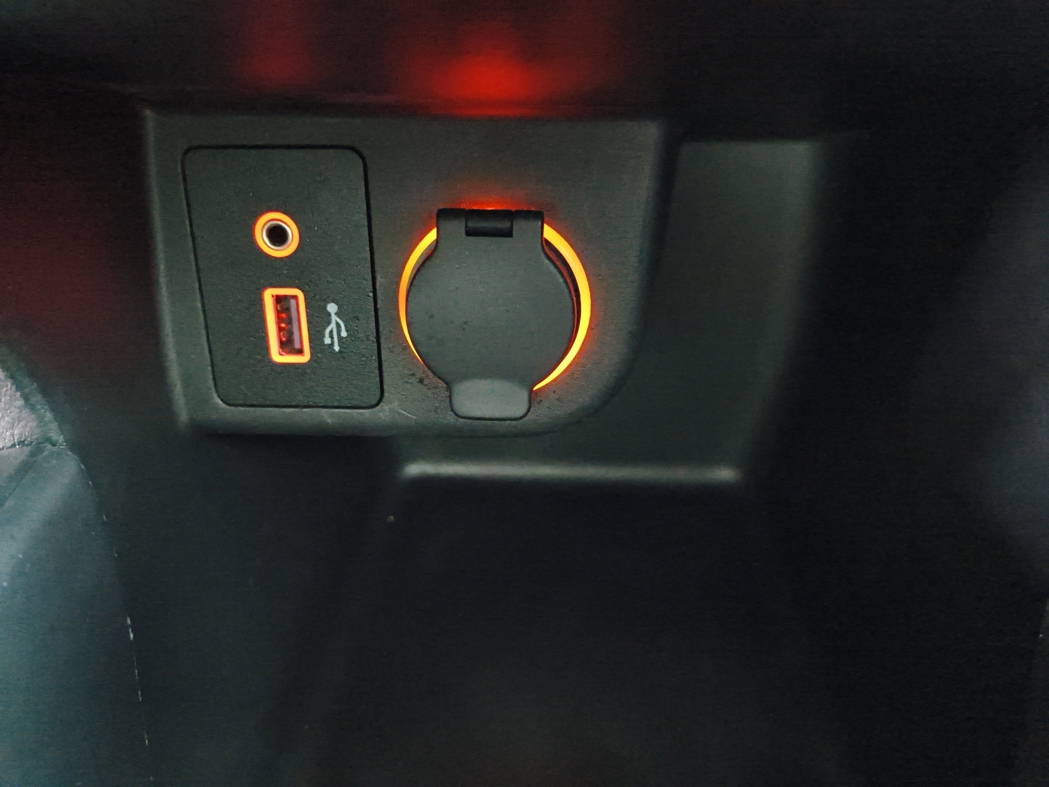 Used 2024 Nissan Kicks S image 20