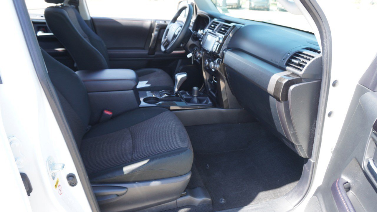 Used 2019 Toyota 4Runner TRD Off-Road AWD/4WD image 14