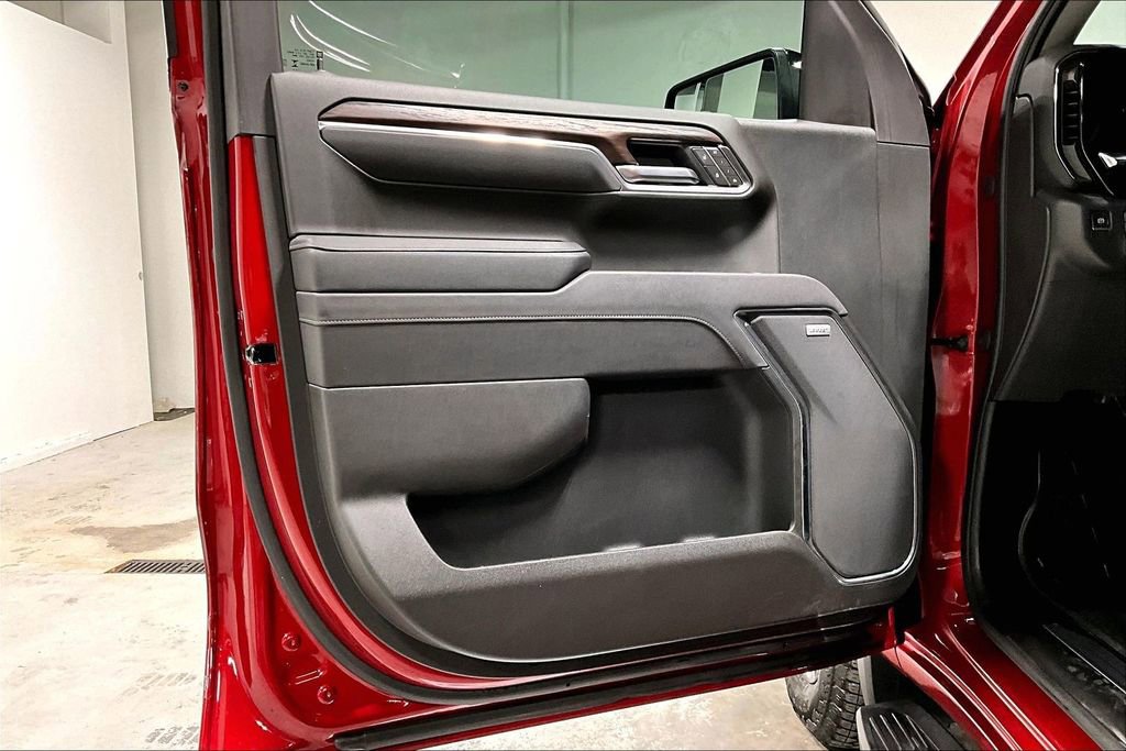 Used 2025 GMC Sierra 1500 SLT image 20