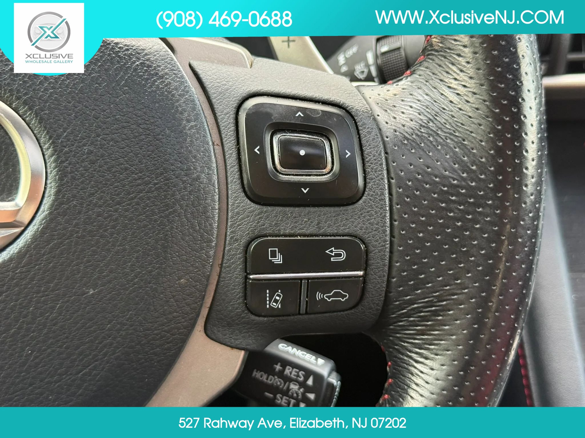 Used 2017 Lexus IS 200t F Sport w/ F Sport Package RWD image 13