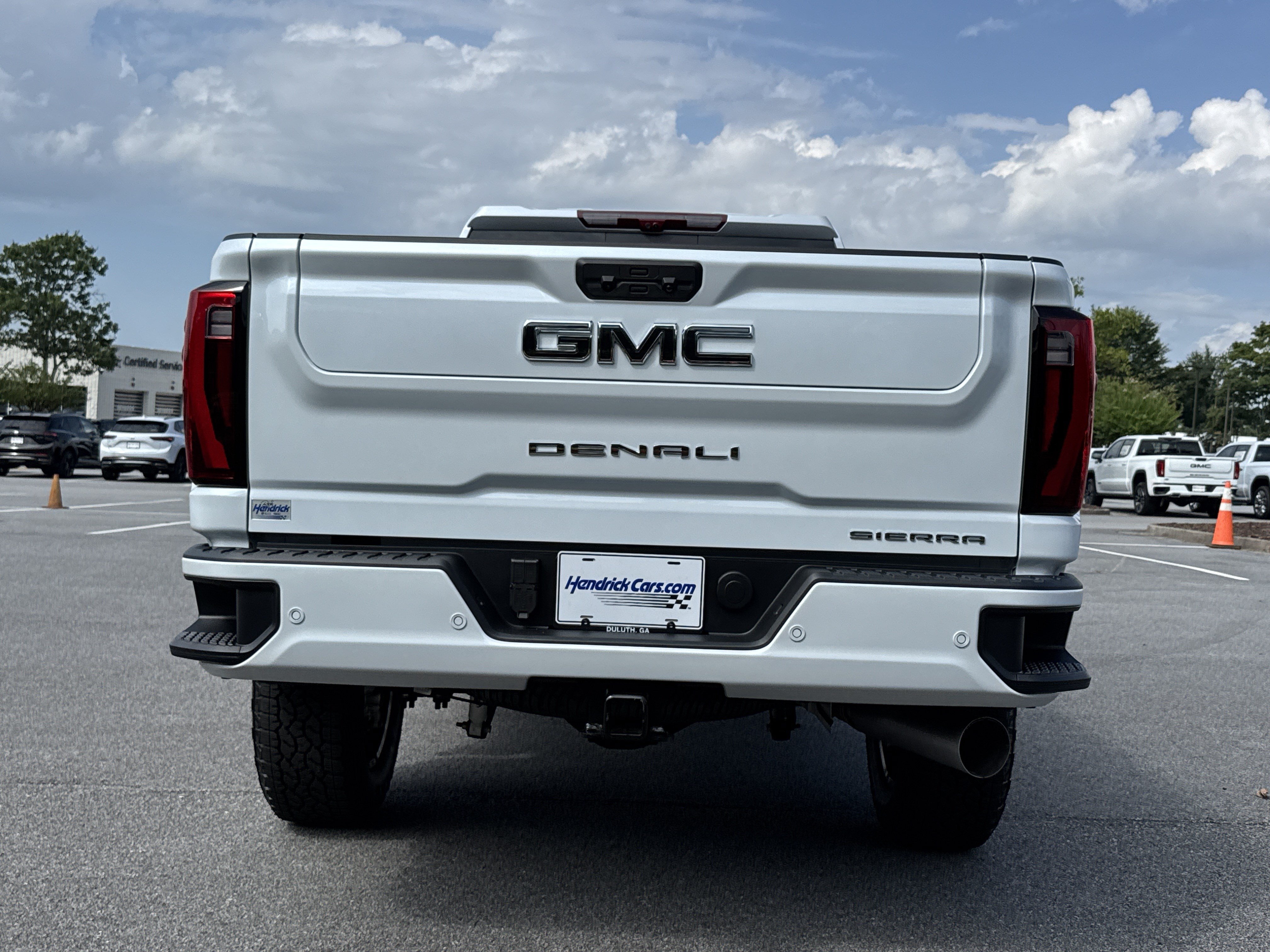 New 2026 GMC Sierra 3500 Denali Ultimate AWD/4WD image 9