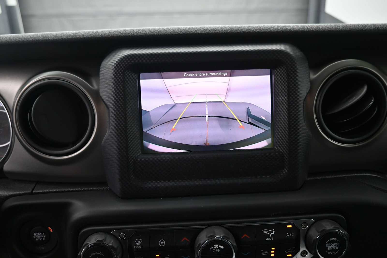 Used 2020 Jeep Wrangler Unlimited Sport S AWD/4WD image 8