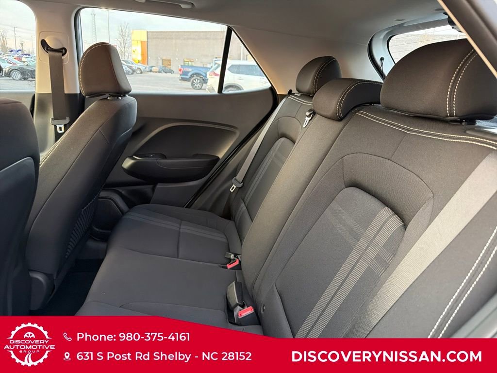 Used 2023 Hyundai Venue SEL image 32