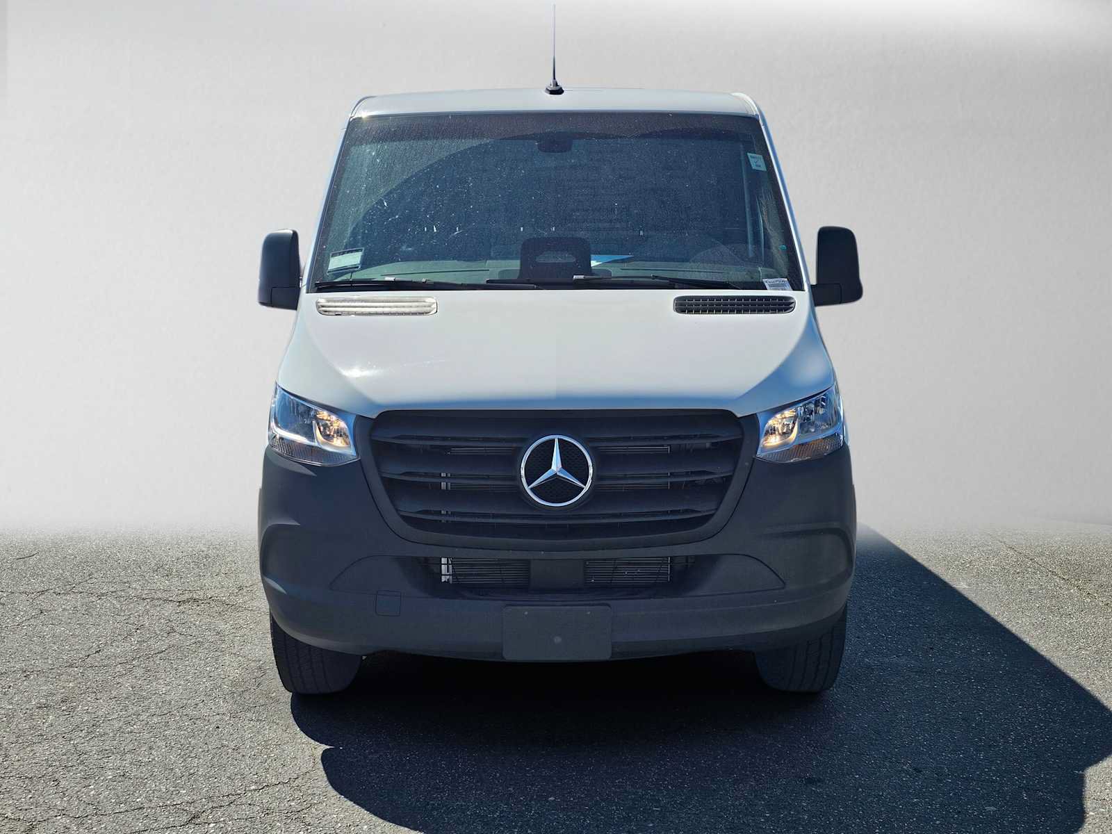 Used 2026 Mercedes-Benz Sprinter 2500 image 8