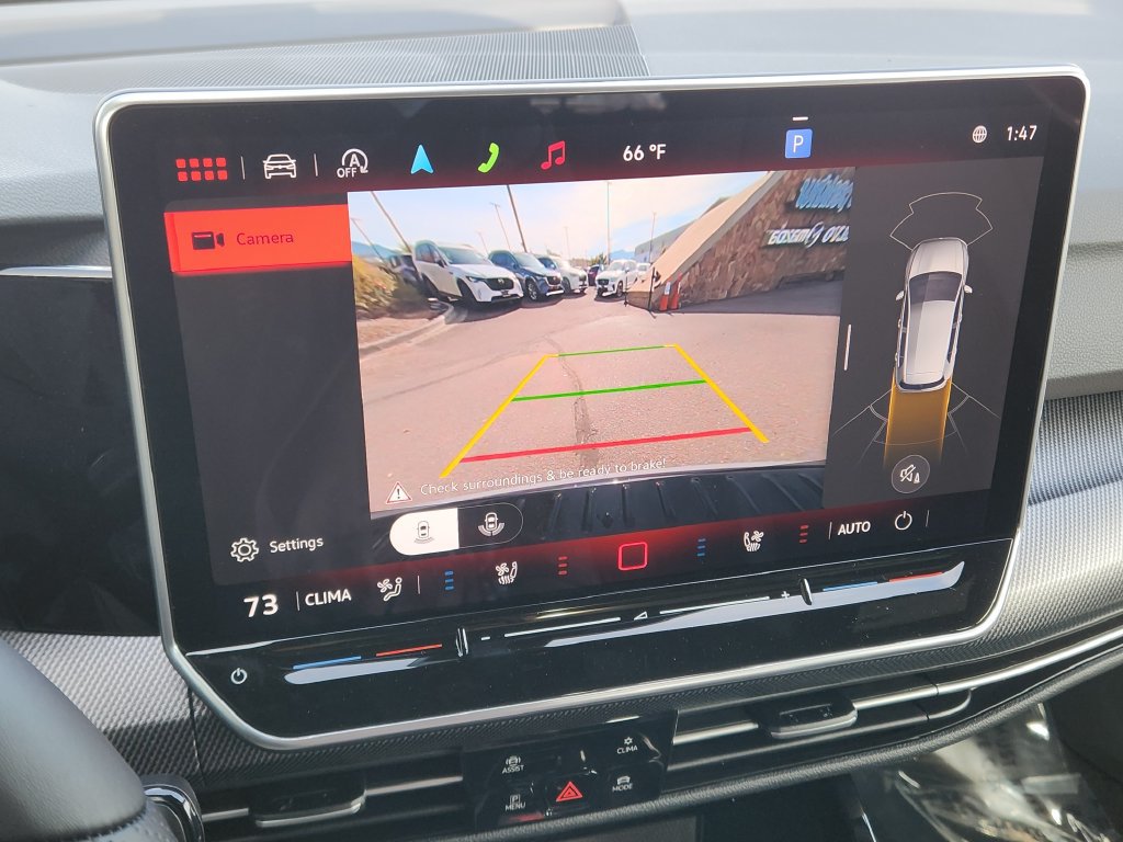 New 2026 Volkswagen GTI SE FWD image 8