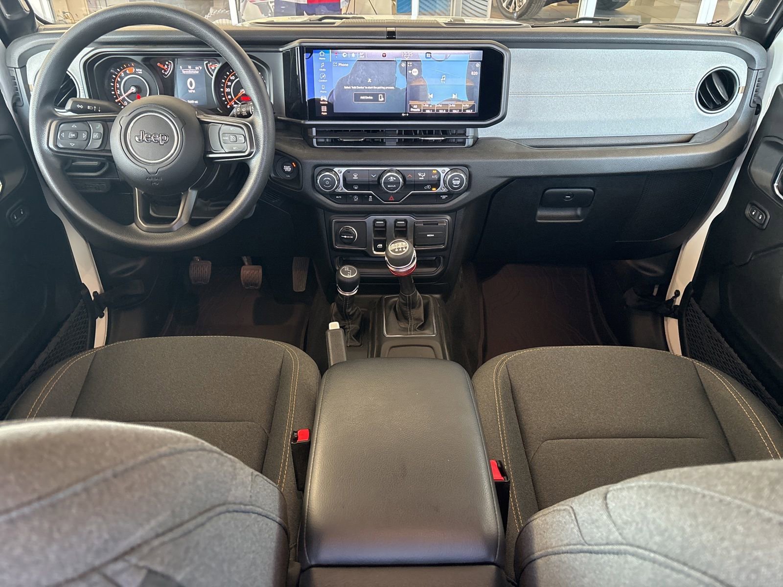 Used 2025 Jeep Wrangler Sport AWD/4WD image 21