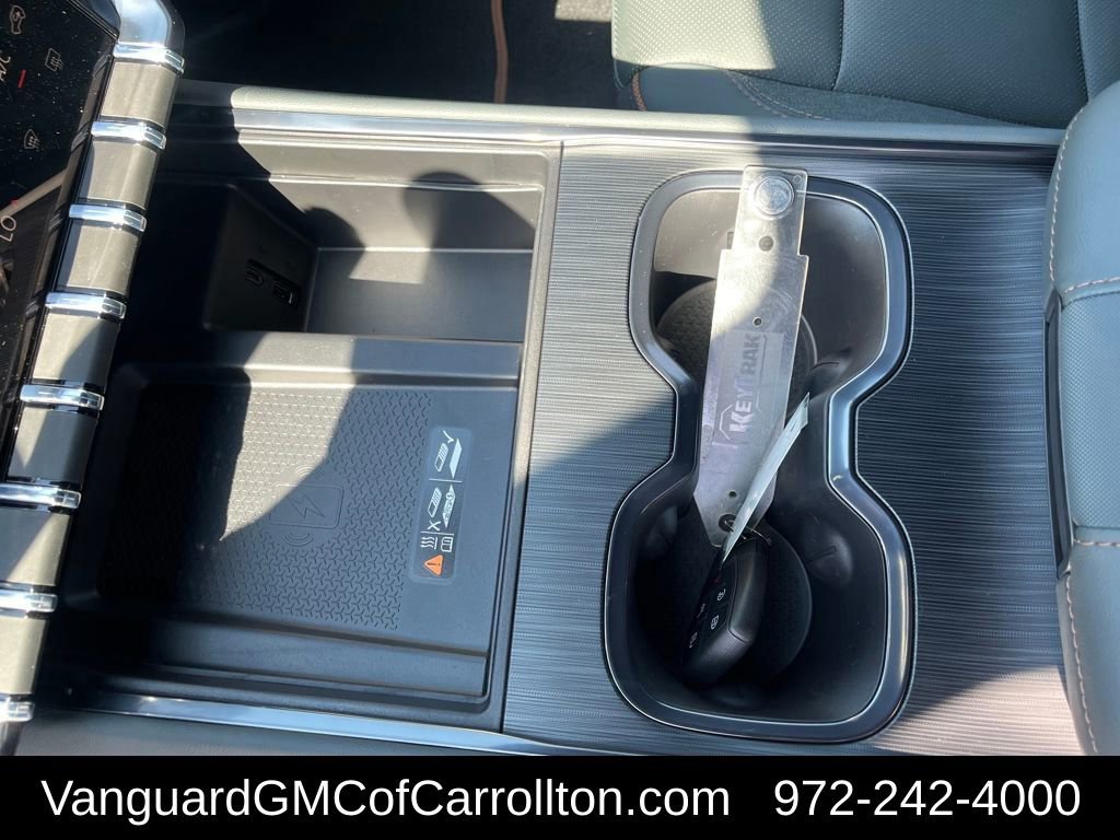 New 2026 GMC Acadia AT4 w/ LPO, Floor Liner Package AWD/4WD image 26