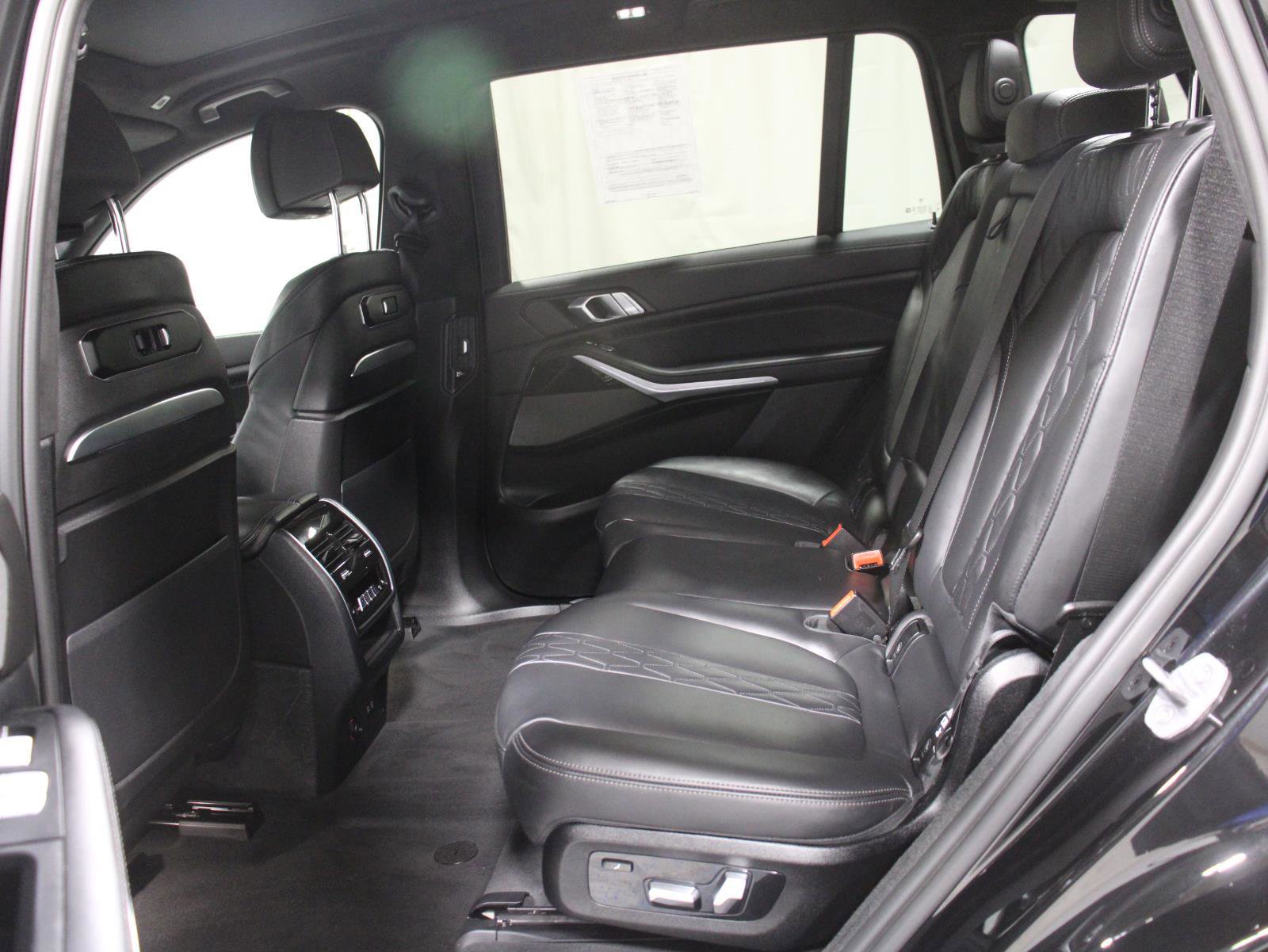 Certified 2023 BMW X7 M60i w/ Executive Package image 15