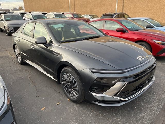 New 2026 Hyundai Sonata Limited image 3