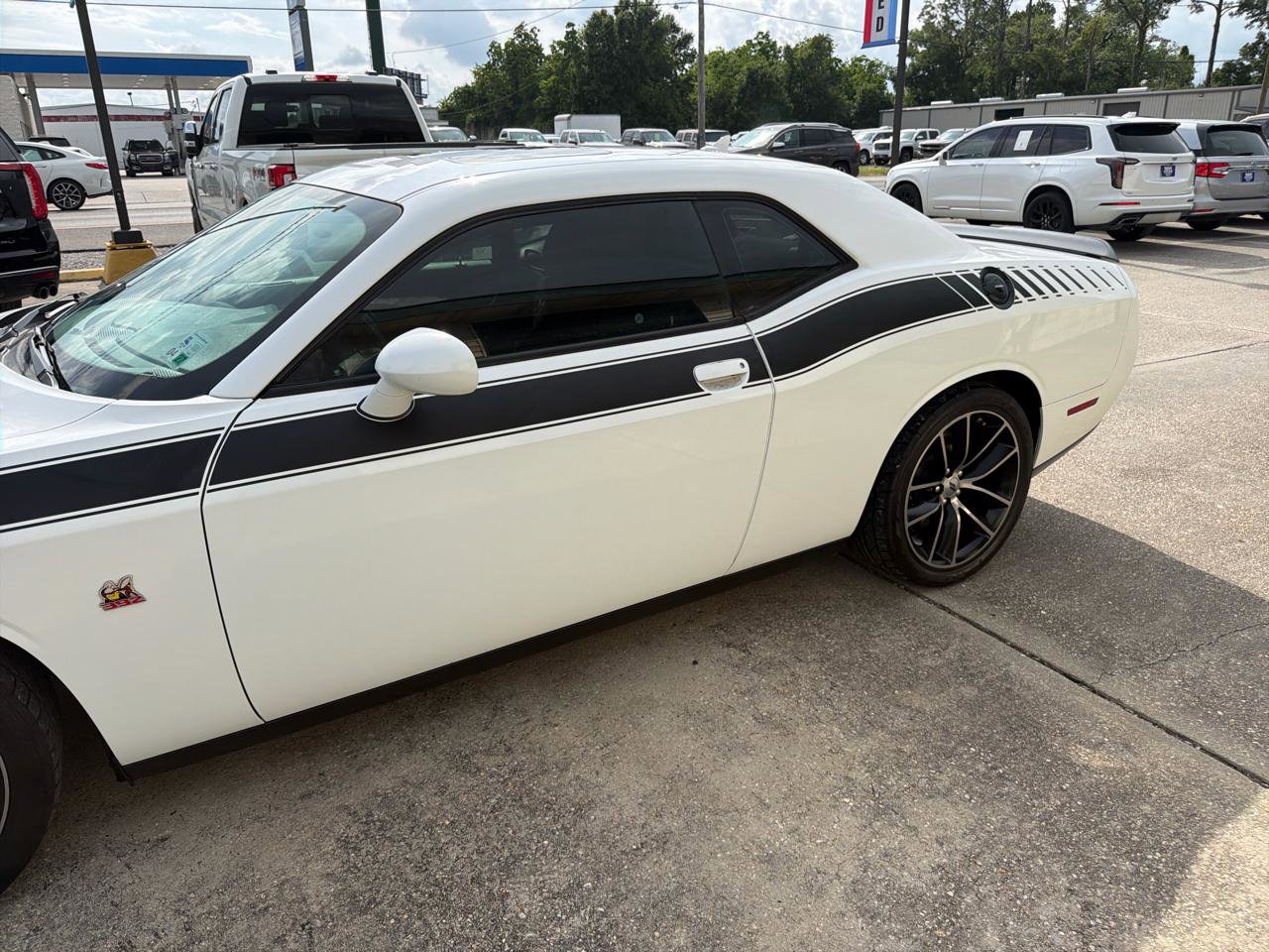 Used 2020 Dodge Challenger R/T Scat Pack w/ Driver Convenience Group RWD image 5