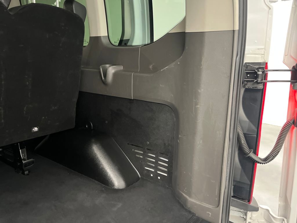 Used 2023 Ford Transit 350 XLT image 15