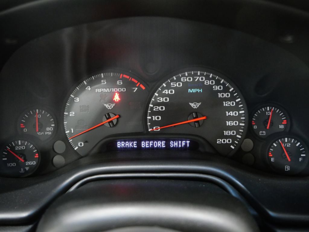 Used 2004 Chevrolet Corvette Convertible image 15