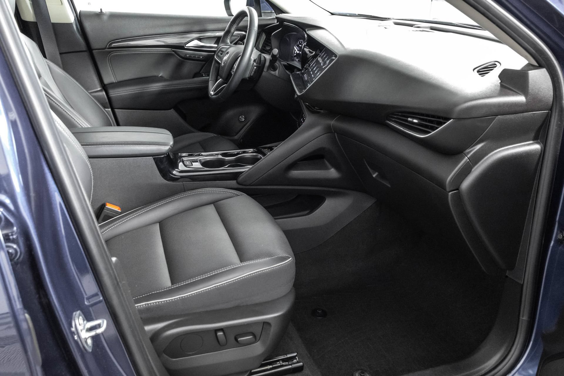 Used 2023 Buick Envision Essence AWD/4WD image 41
