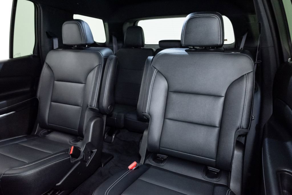 Used 2024 Chevrolet Traverse LT FWD image 22